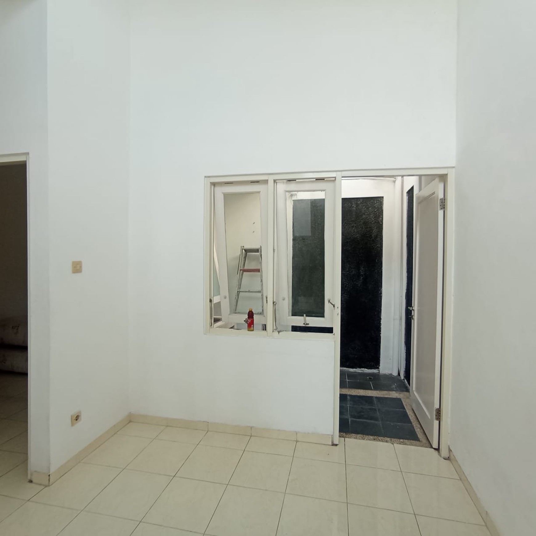 Di Jual Termurah Rumah Minimalis, Strategis & Bebas Banjir di Surabaya Timur