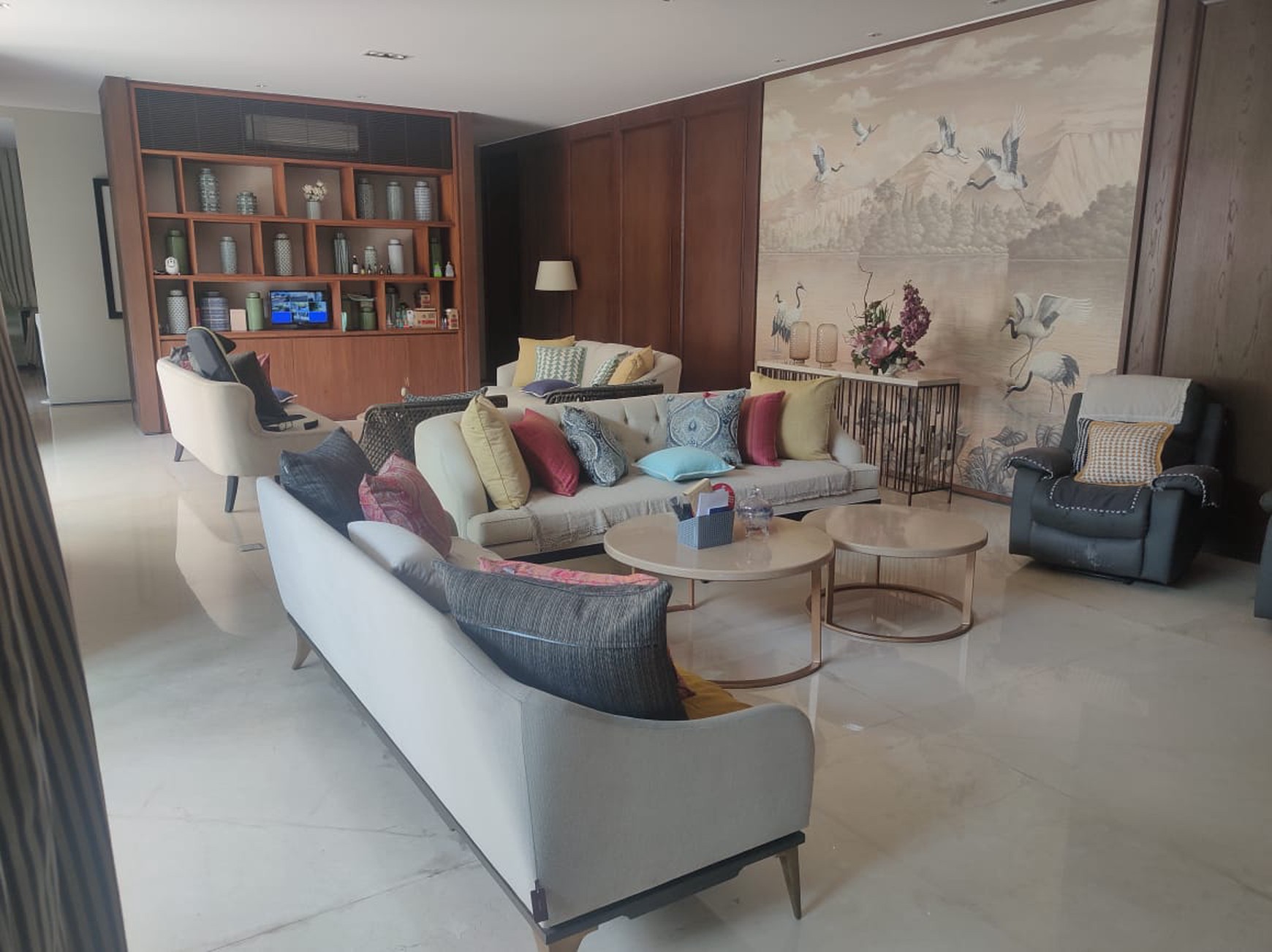BEST PRICE!!! Rumah Mewah HOOK Di Dukuh Kupang