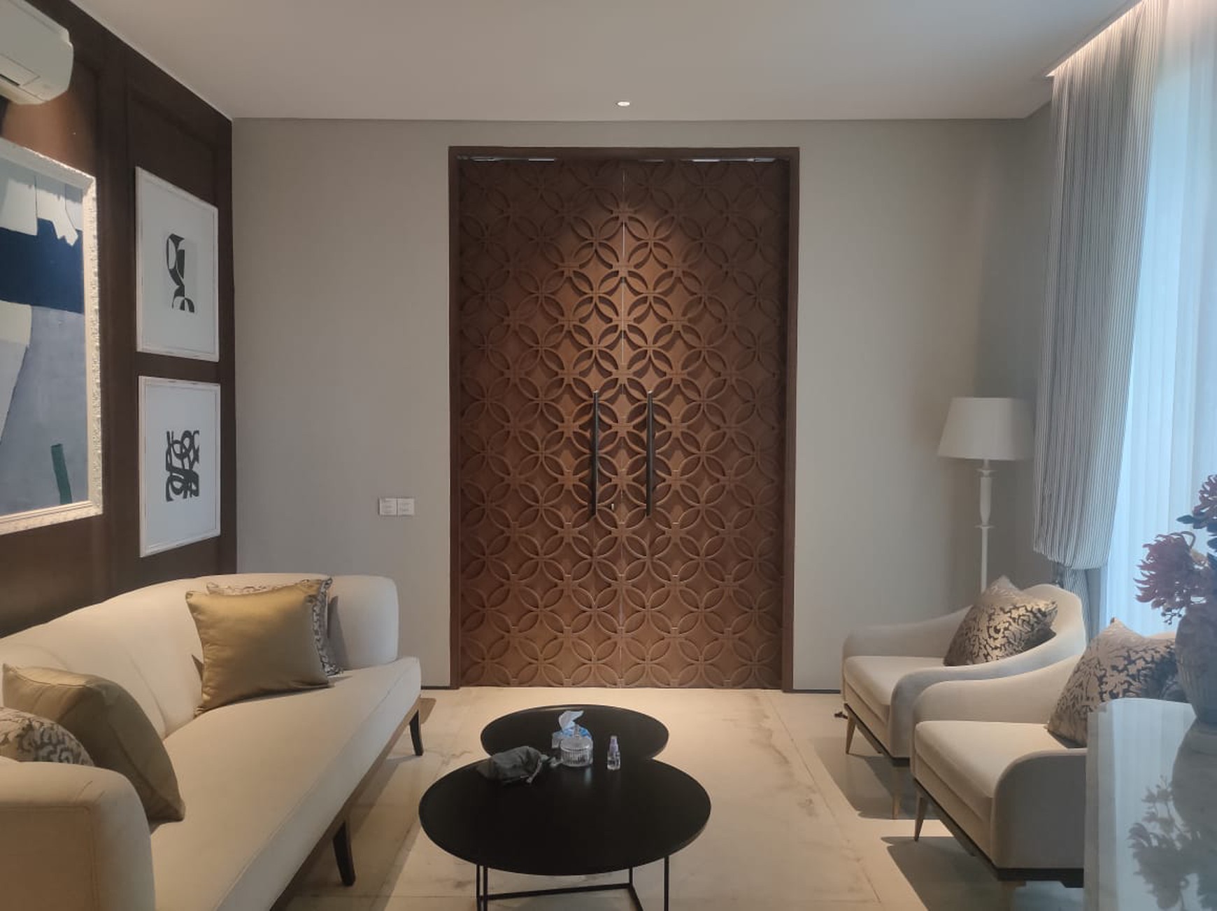BEST PRICE!!! Rumah Mewah HOOK Di Dukuh Kupang