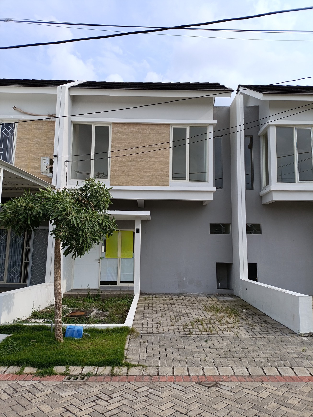 Best Deal ! Take Over Rumah 2 Lantai Di Sedati