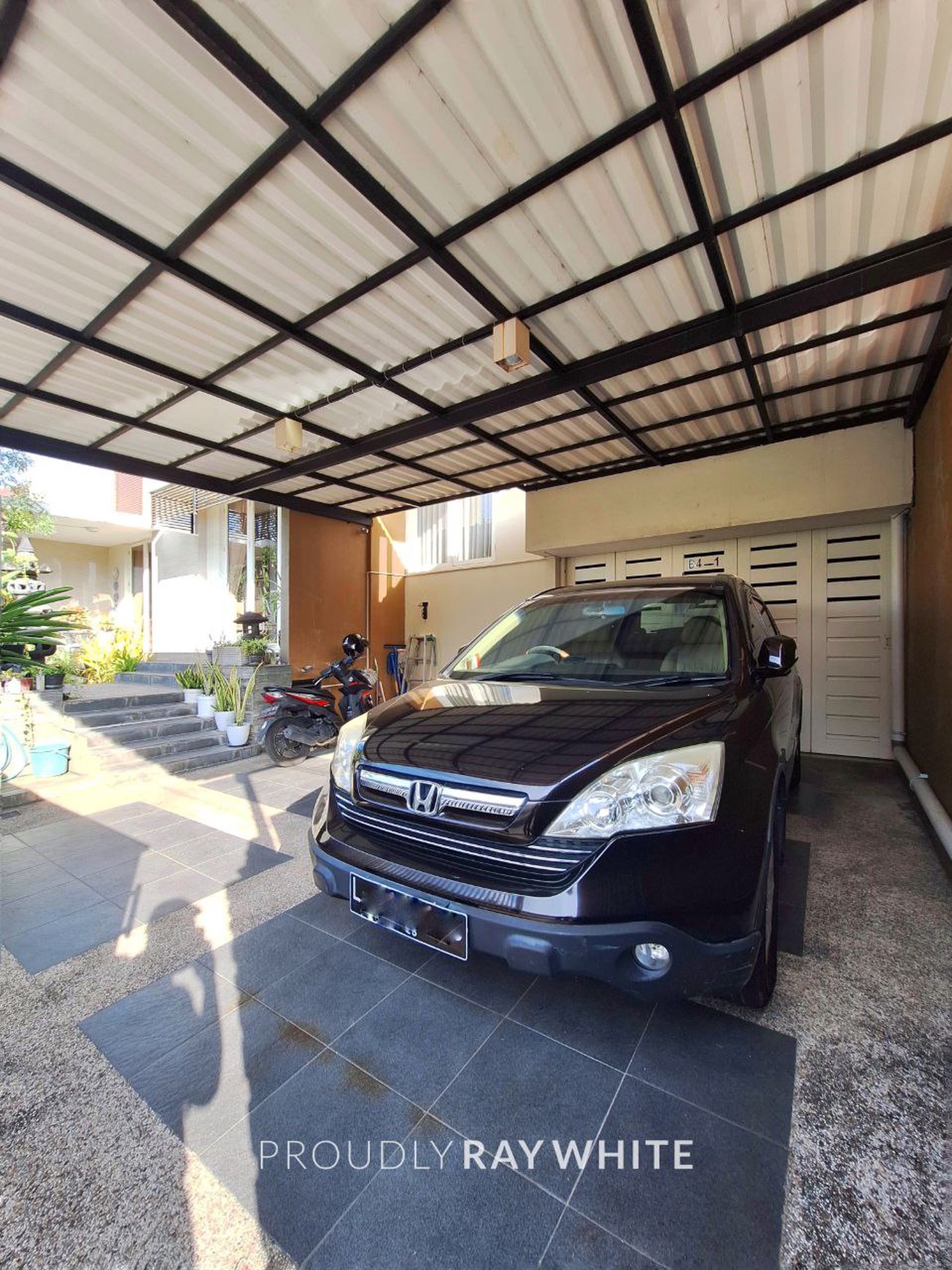 RUMAH KAWASAN PREMIUM NYAMAN | ARAYA 1, SURABAYA TIMUR
