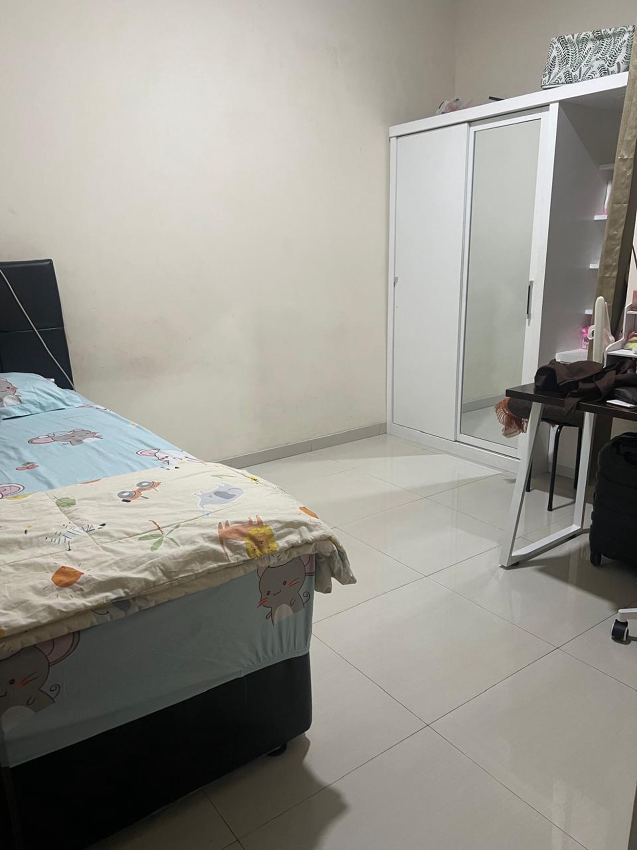 Rumah 2 Lantai Strategis di MERR Rungkut Asri Timur II, Cocok untuk Investasi Kost