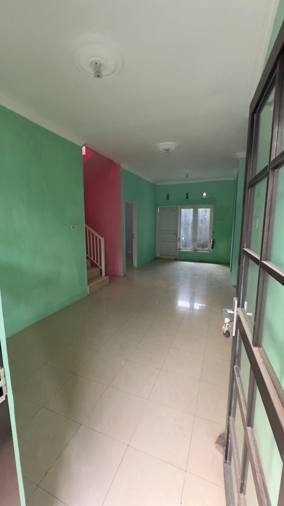 Rumah Idaman 2 Lantai di Pesona Wahidin Regency, Gresik