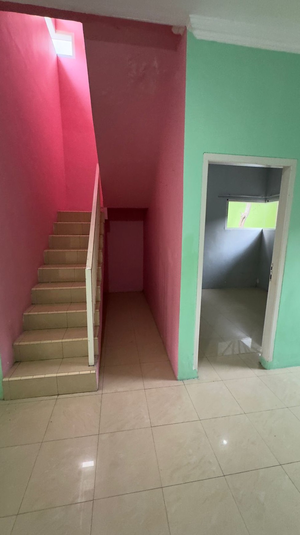 Rumah Idaman 2 Lantai di Pesona Wahidin Regency, Gresik