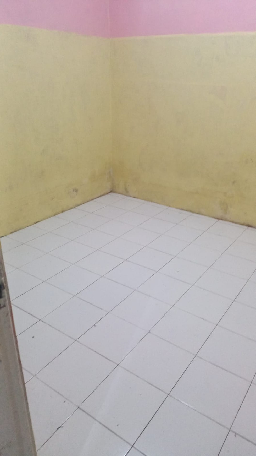 Dijual rumah kost di Surabaya Selatan