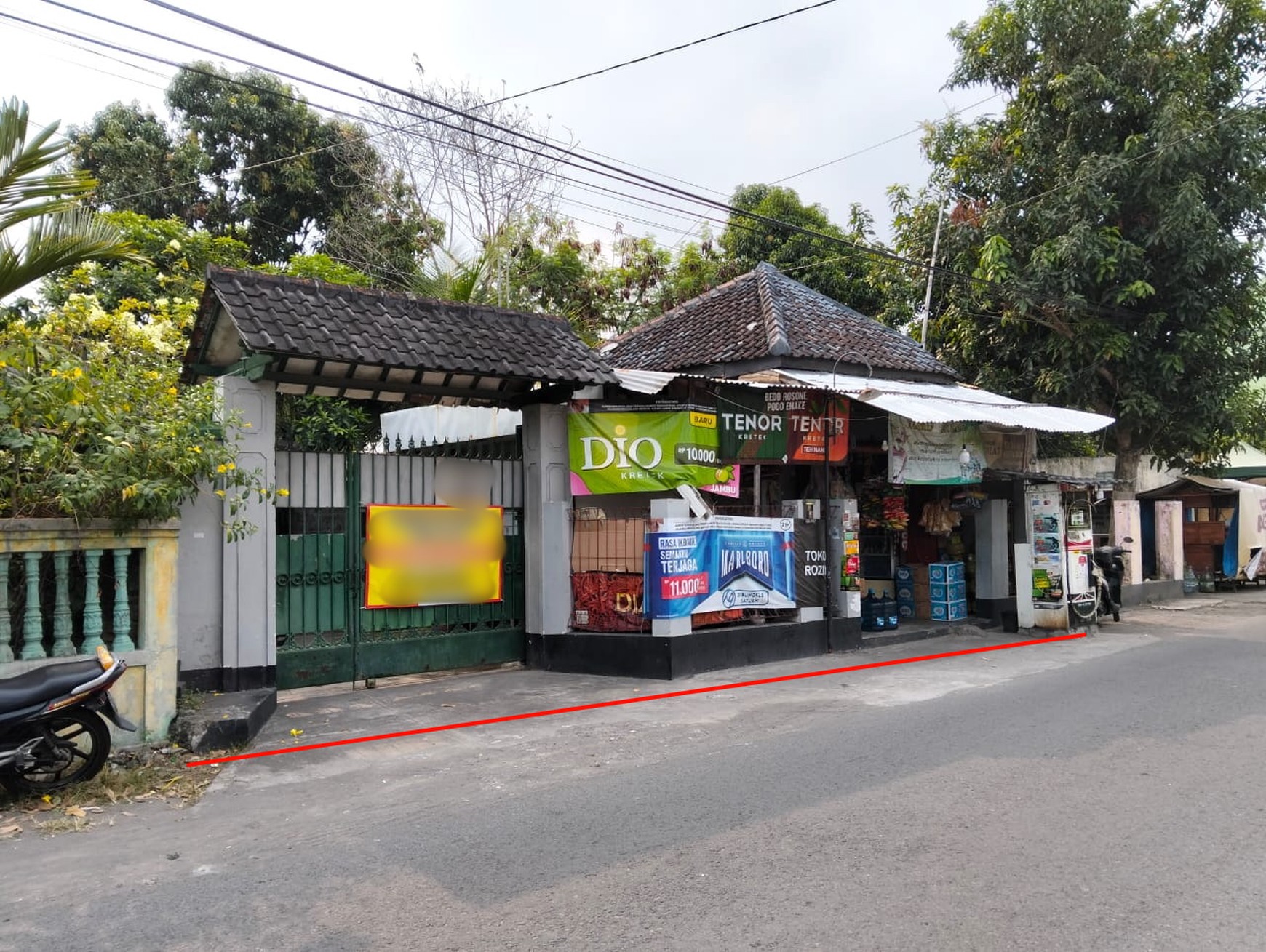 Rumah Bergaya Etnik Jawa lokasi Dekat Jalan Ringroad Timur Banguntapan Bantul