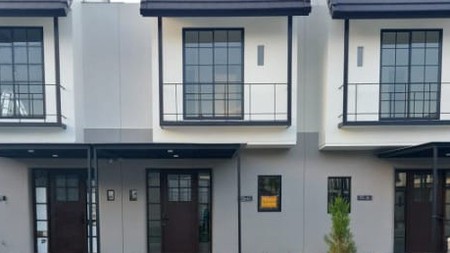 Disewakan Rumah Modern Minimalis di Graha Natura dekat Citraland, GWalk, Supermall