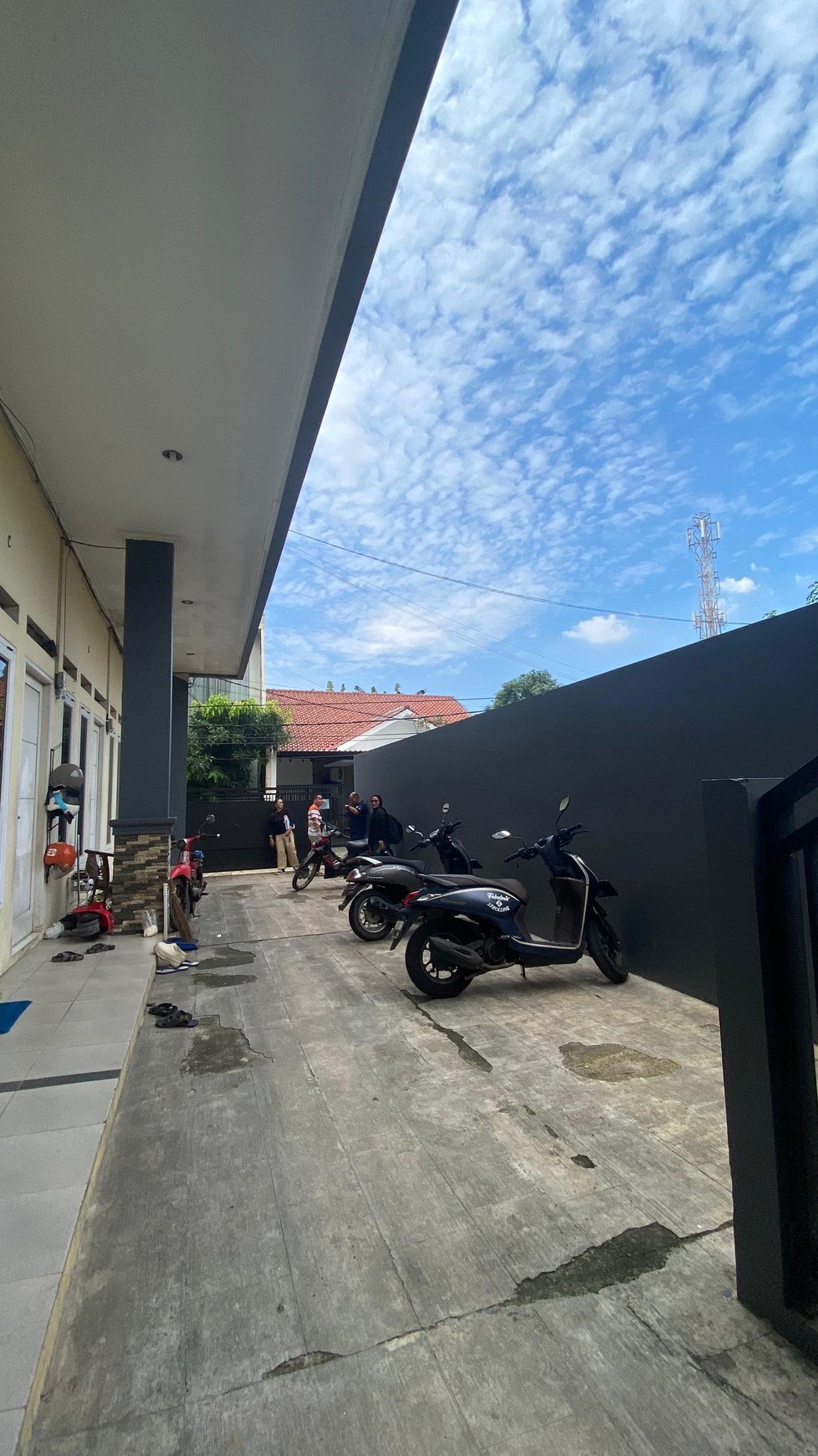 Dijual Kontrakan 12 pintu fasilitas per unit di lokasi strategis di Jl. Swatantra, JatiRasa, Jatiasih, Kota Bekasi
