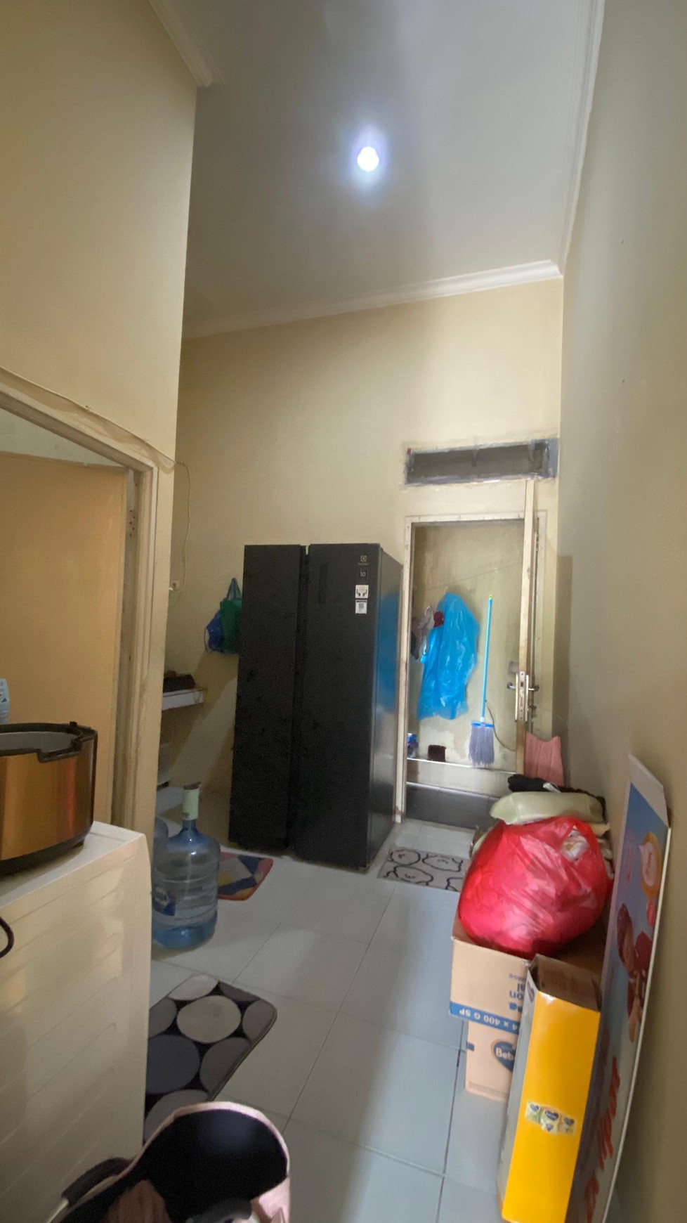 Dijual Kontrakan 12 pintu fasilitas per unit di lokasi strategis di Jl. Swatantra, JatiRasa, Jatiasih, Kota Bekasi