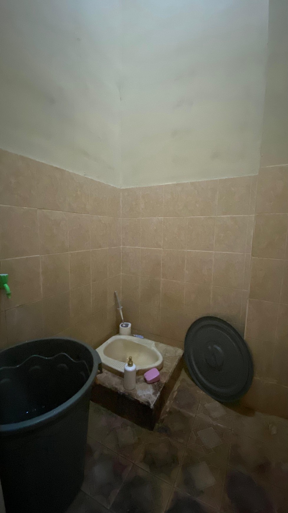 Dijual Kontrakan 12 pintu fasilitas per unit di lokasi strategis di Jl. Swatantra, JatiRasa, Jatiasih, Kota Bekasi