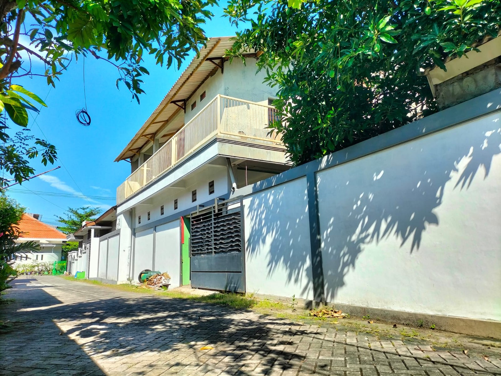 Rumah Minimalis Di Gunung Anyar