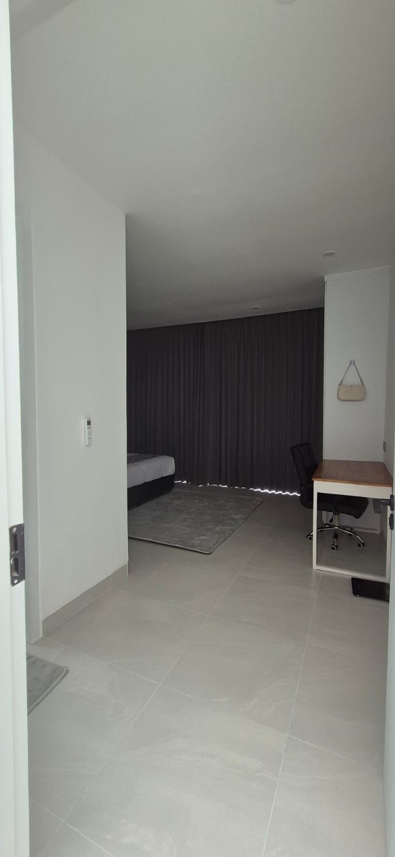 Leasehold - A modern townhouse takes simpliciy and serenity in Seminyak, Bali