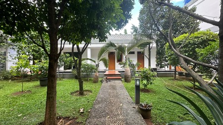 Jual Rumahdi parakan, suasana tenang dan sejuk Asri pinggir kebun Pohon Jati, strategis