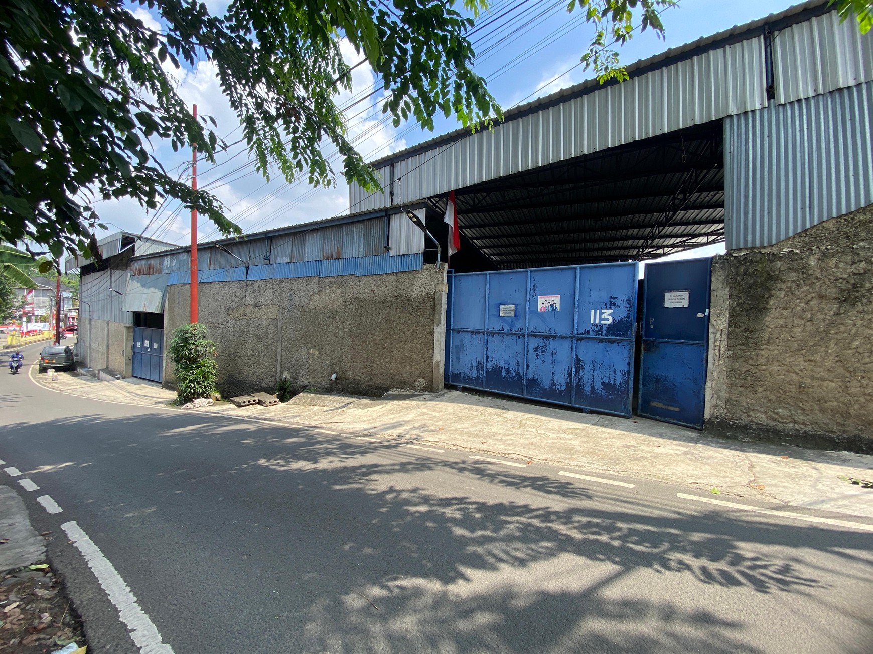 Workshop Multifungsi Luas di Cijantung Cocok untuk Produksi & Bisnis