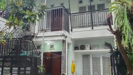 Rumah di Bintaro Sektor 5 dalam Lingkungan Asri dan Nyaman Siap Huni Bebas Banjir