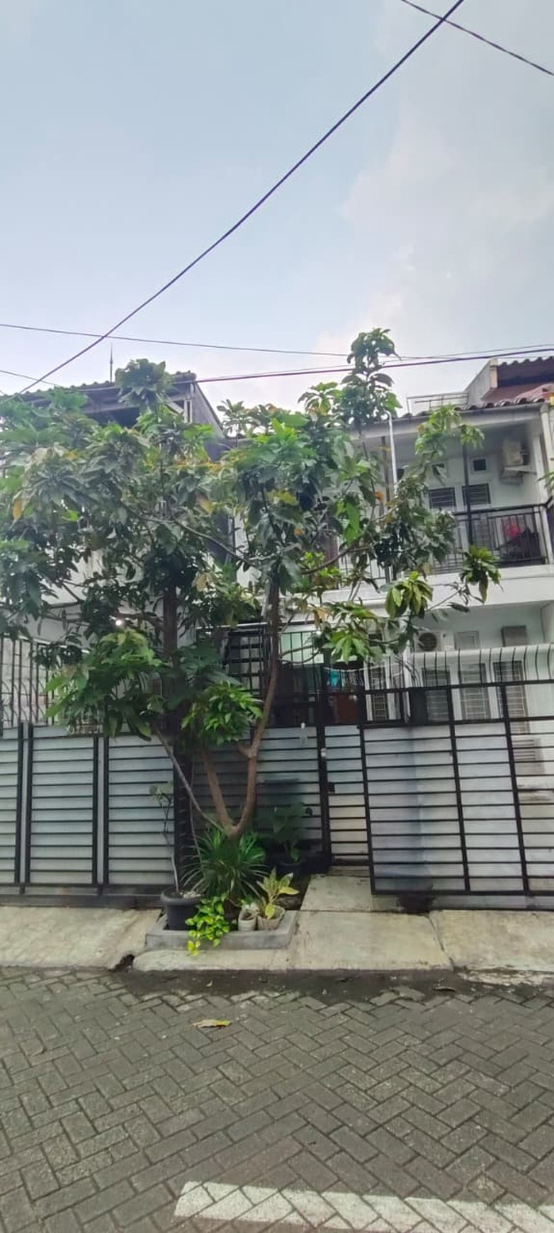Rumah di Bintaro Sektor 5 dalam Lingkungan Asri dan Nyaman Siap Huni Bebas Banjir