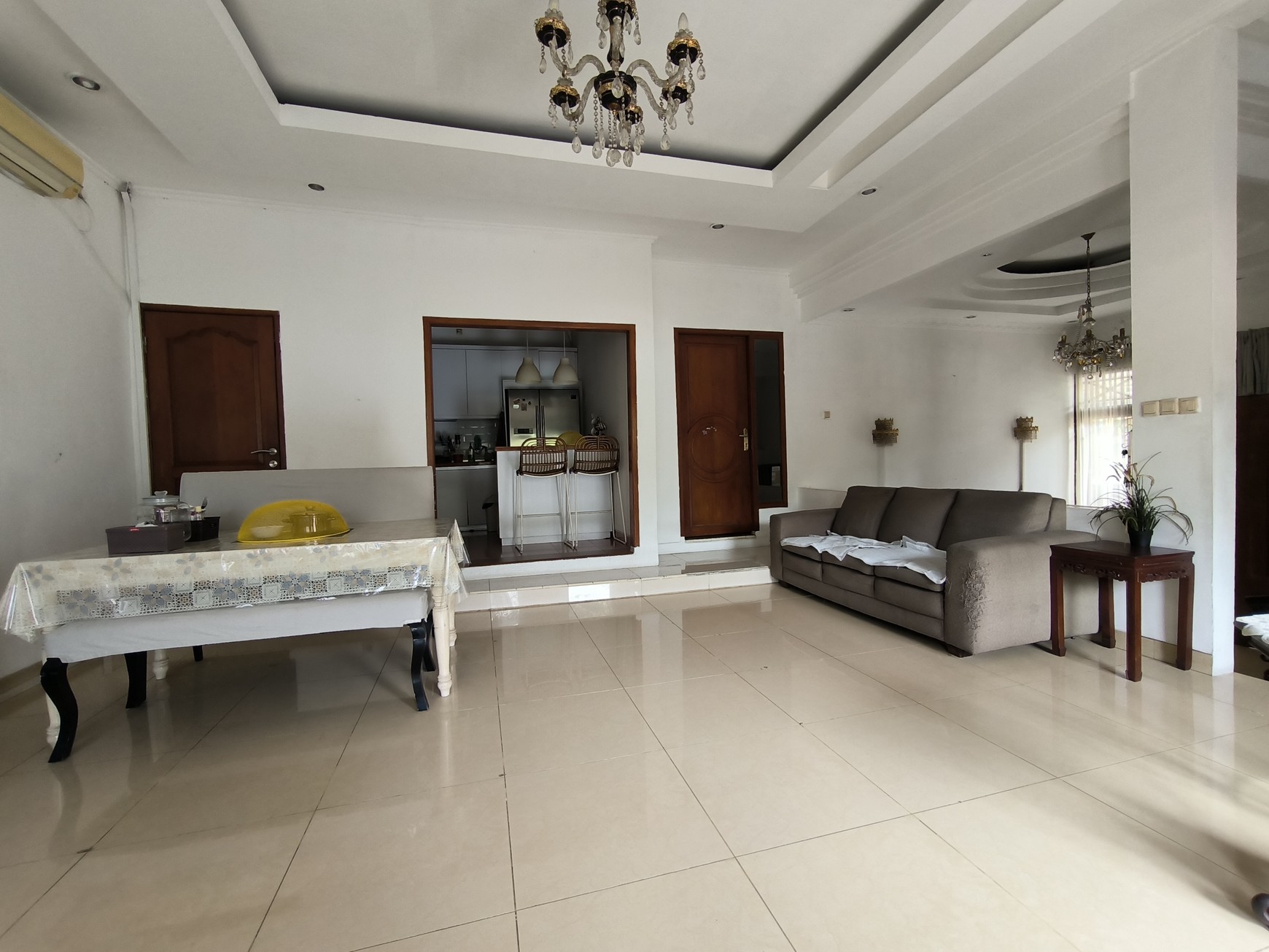 Rumah Hitung Tanah Area Cipete