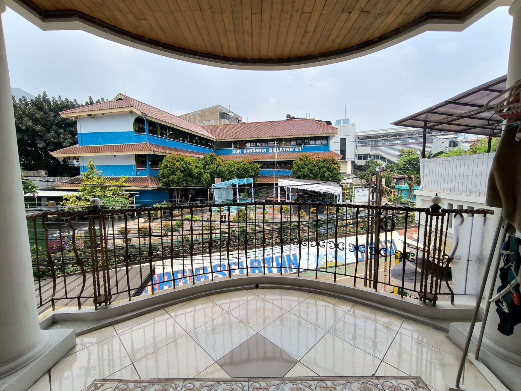 Rumah Hitung Tanah Area Cipete