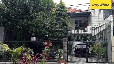 Rumah Dijual Dijalan Cempaka Surabaya Pusat