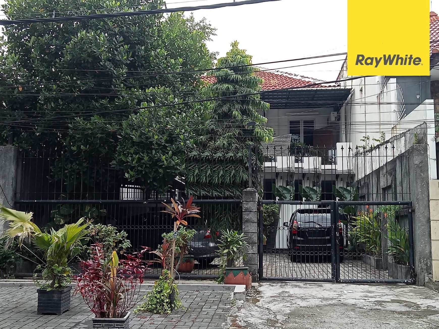 Rumah Dijual Dijalan Cempaka Surabaya Pusat