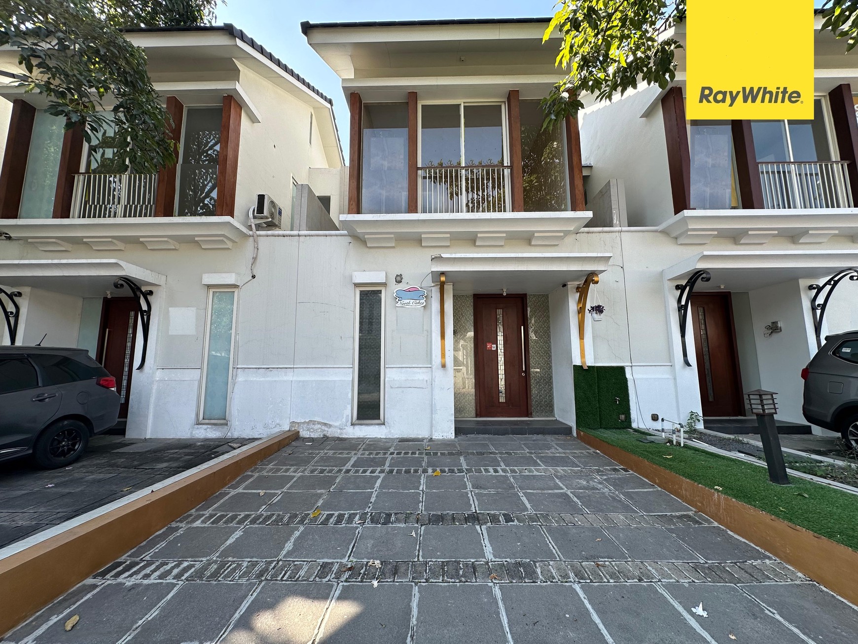 Rumah Dijual Di Grand Harvest Surabaya