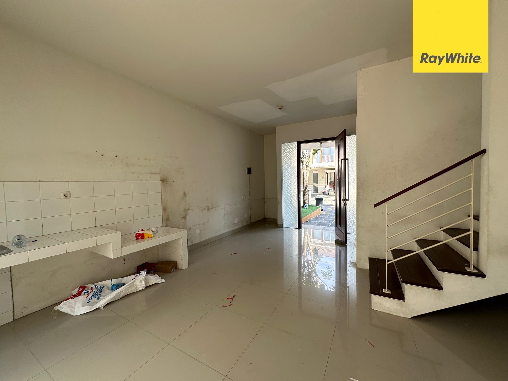 Rumah Dijual Di Grand Harvest Surabaya