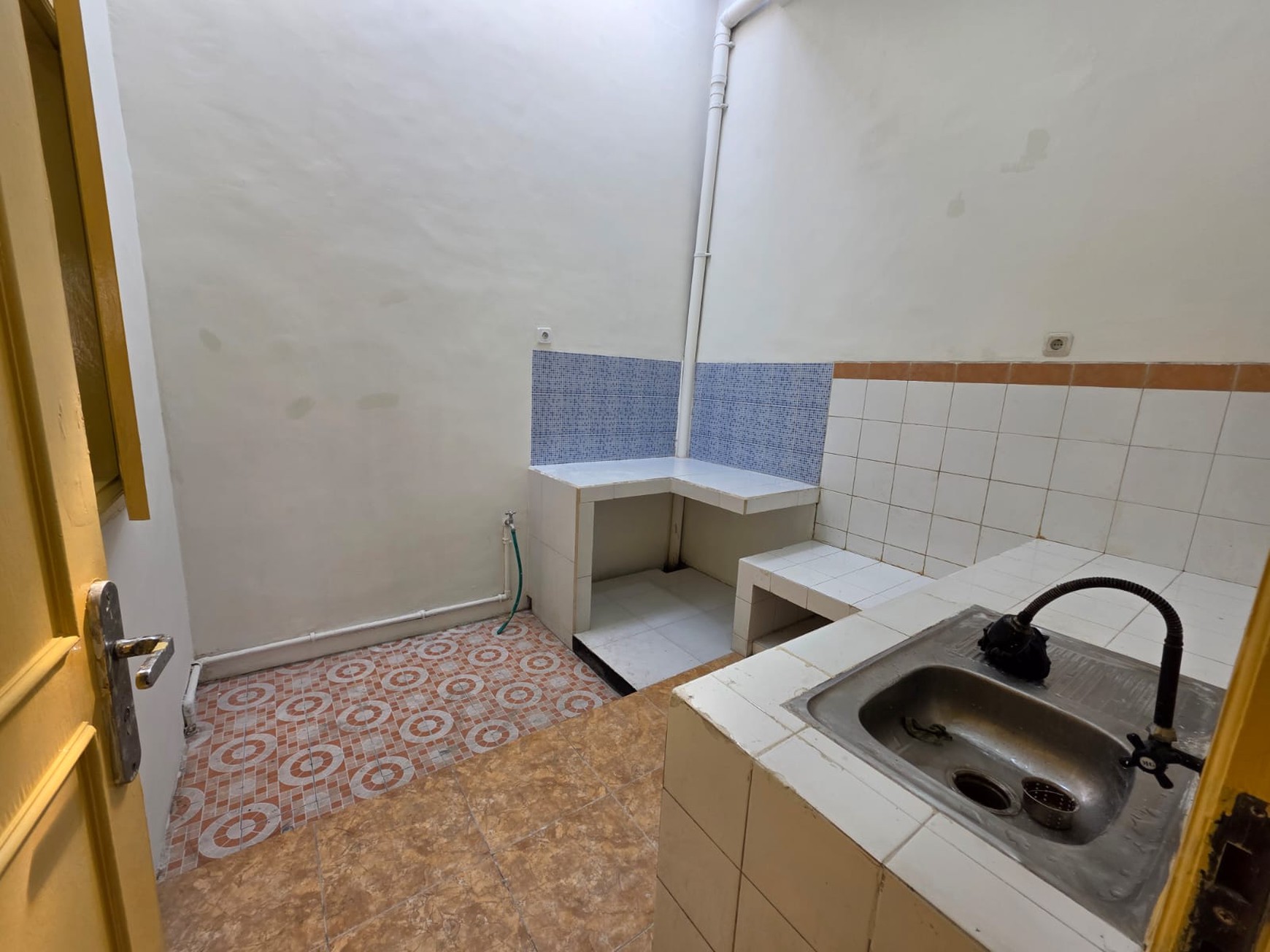 MURAH Rp.700 Juta-an Dijual Rumah Surabaya Timur Di Jalan Ploso- Tambak Sari - Surat Shm - Dekat Unair, Merr, Galaxy Mall, Raya Kenjeran