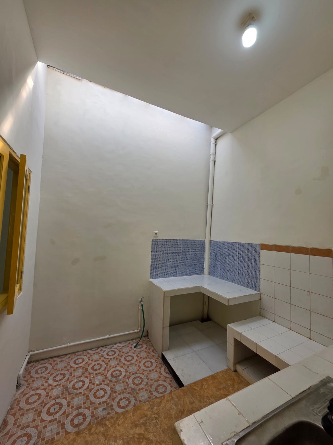 MURAH Rp.700 Juta-an Dijual Rumah Surabaya Timur Di Jalan Ploso- Tambak Sari - Surat Shm - Dekat Unair, Merr, Galaxy Mall, Raya Kenjeran