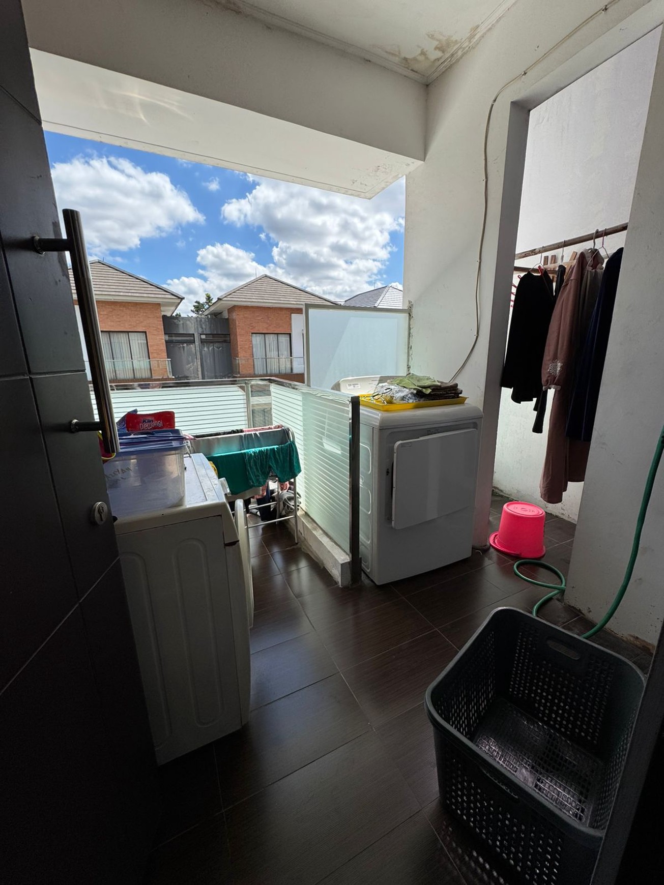 Rumah di Bintaro Dalam Cluster SHM dengan KT 4+1 KM 3+1, 2 Lantai SHM