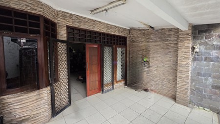 Dijual Rumah Tua Hitung Tanah di Bungur Besar, Kemayoran - Jakarta Pusat