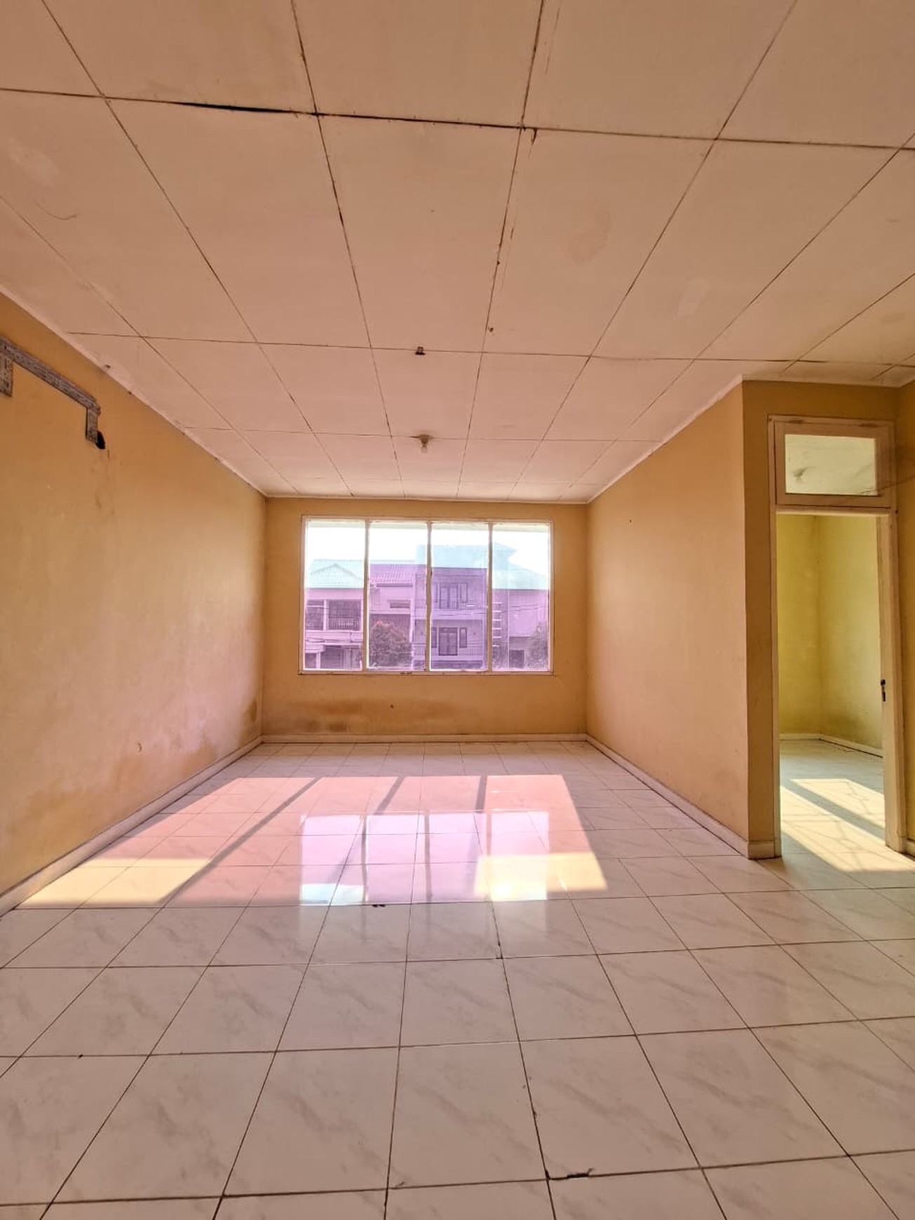 Dijual Rumah Siap Huni di Graha Bintaro dengan Luas 342 m2 dan Bangunan 200 m2 SHM Posisi HOOK