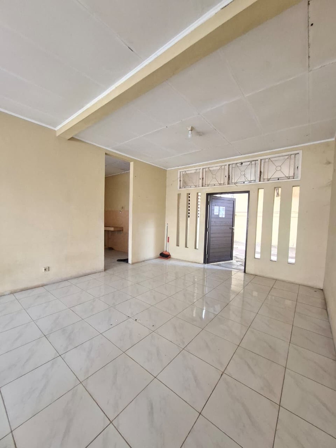 Dijual Rumah Siap Huni di Graha Bintaro dengan Luas 342 m2 dan Bangunan 200 m2 SHM Posisi HOOK