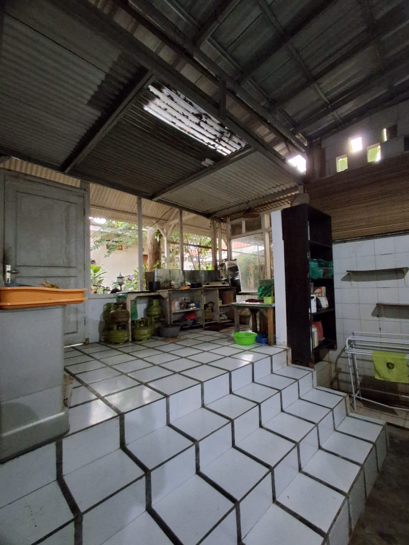 Dijual Rumah di Jl. Perkici, Bintaro Jaya, Tangerang Selatan