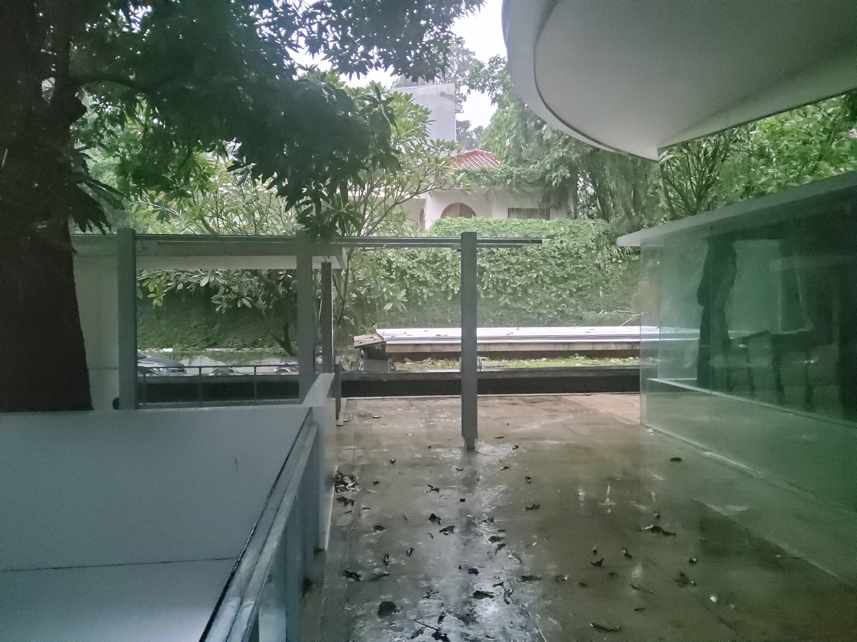 Kantor  Siap Huni Harga di Bawah NJOP Lokasi Strategis daerah Prime di Kemang 