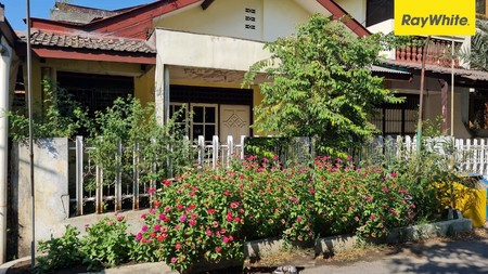 Disewakan Rumah 1,5 lantai di Wisma Pagesangan Surabaya