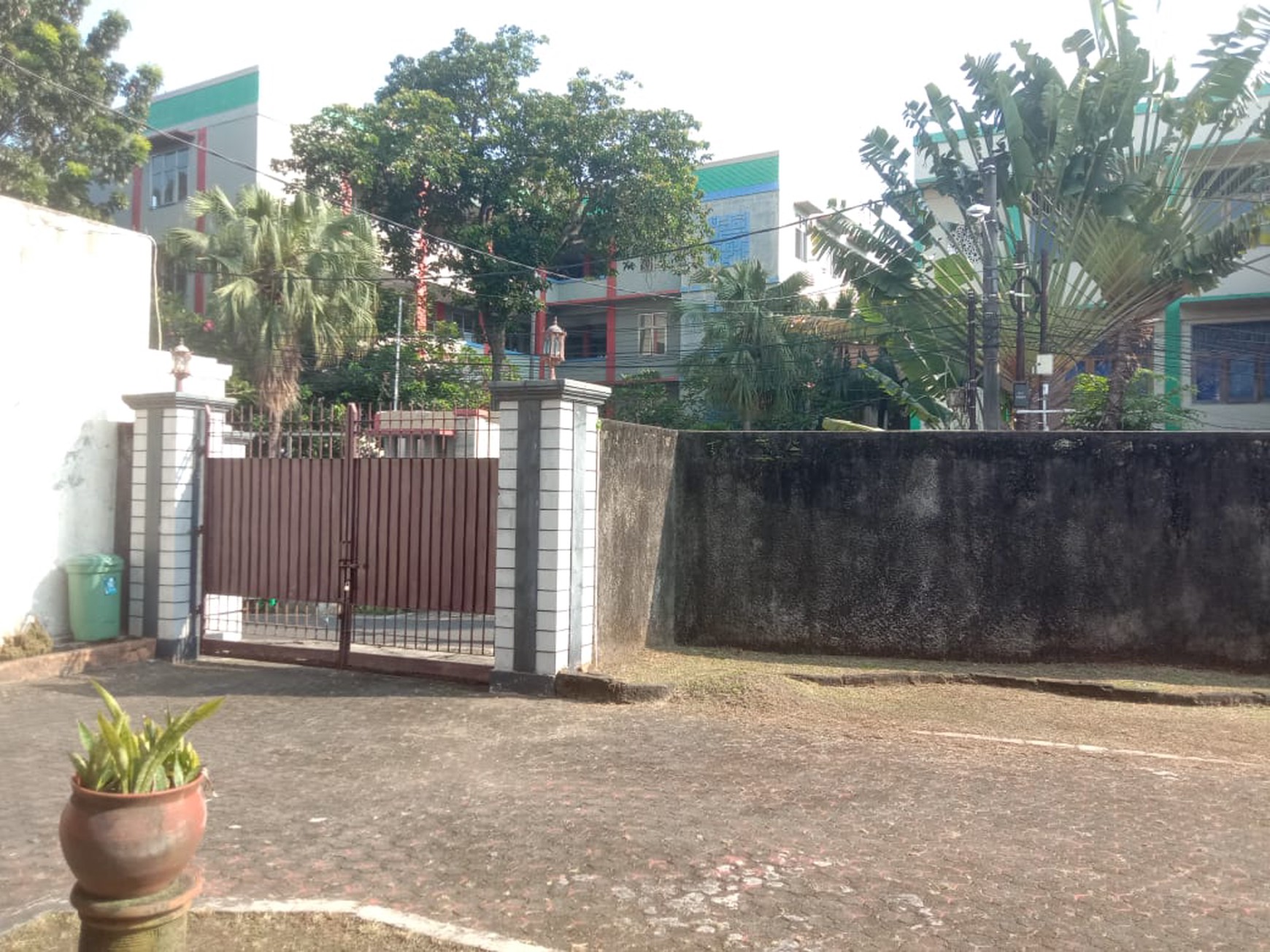 Jual Rumah Luas & Strategis Pasar Minggu, Jl. Poltangan III.