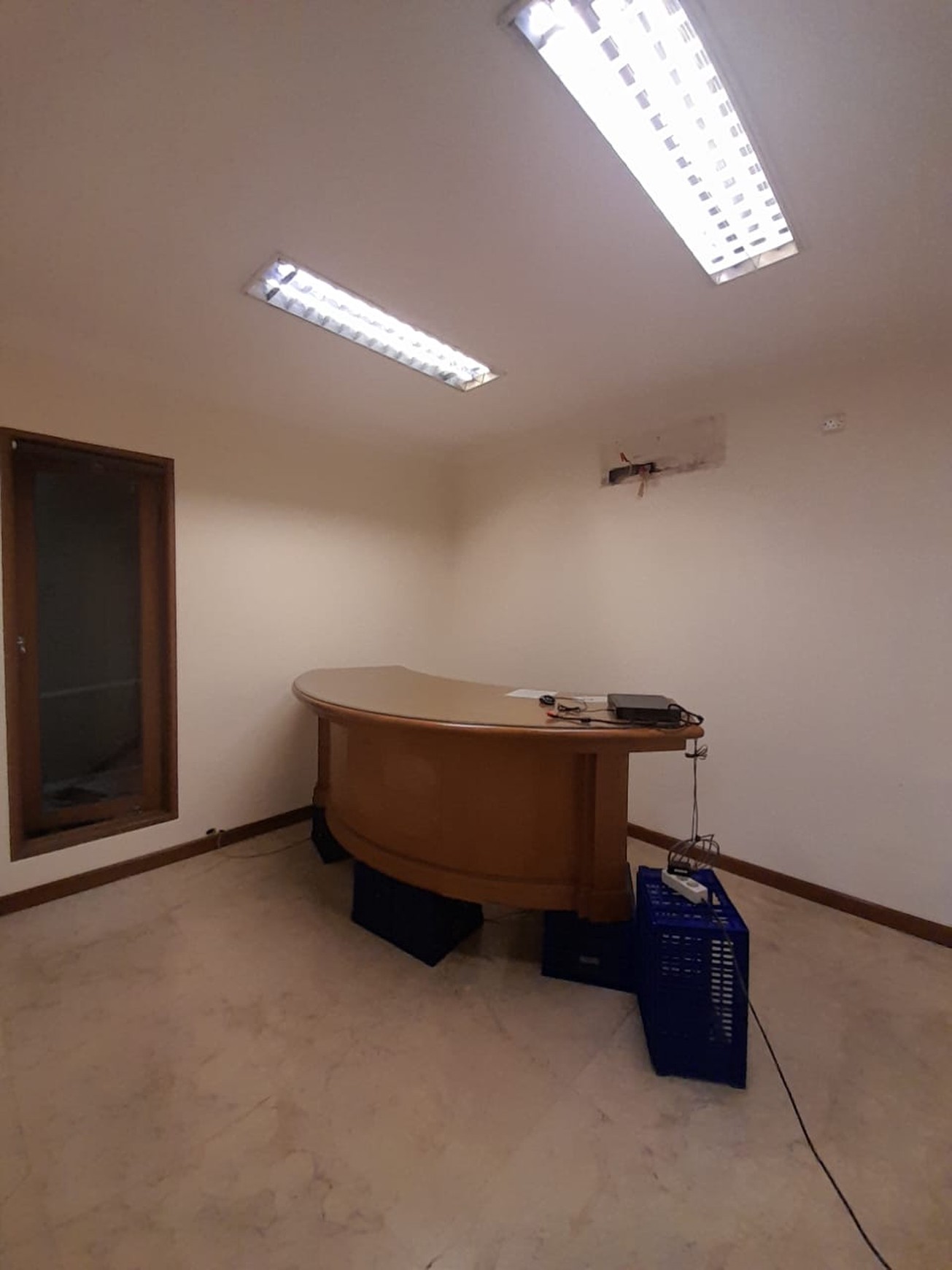 Dijual Rumah Ex Kantor Lokasi di Bendungan Hilir, Tanah Abang, Jakarta Pusat