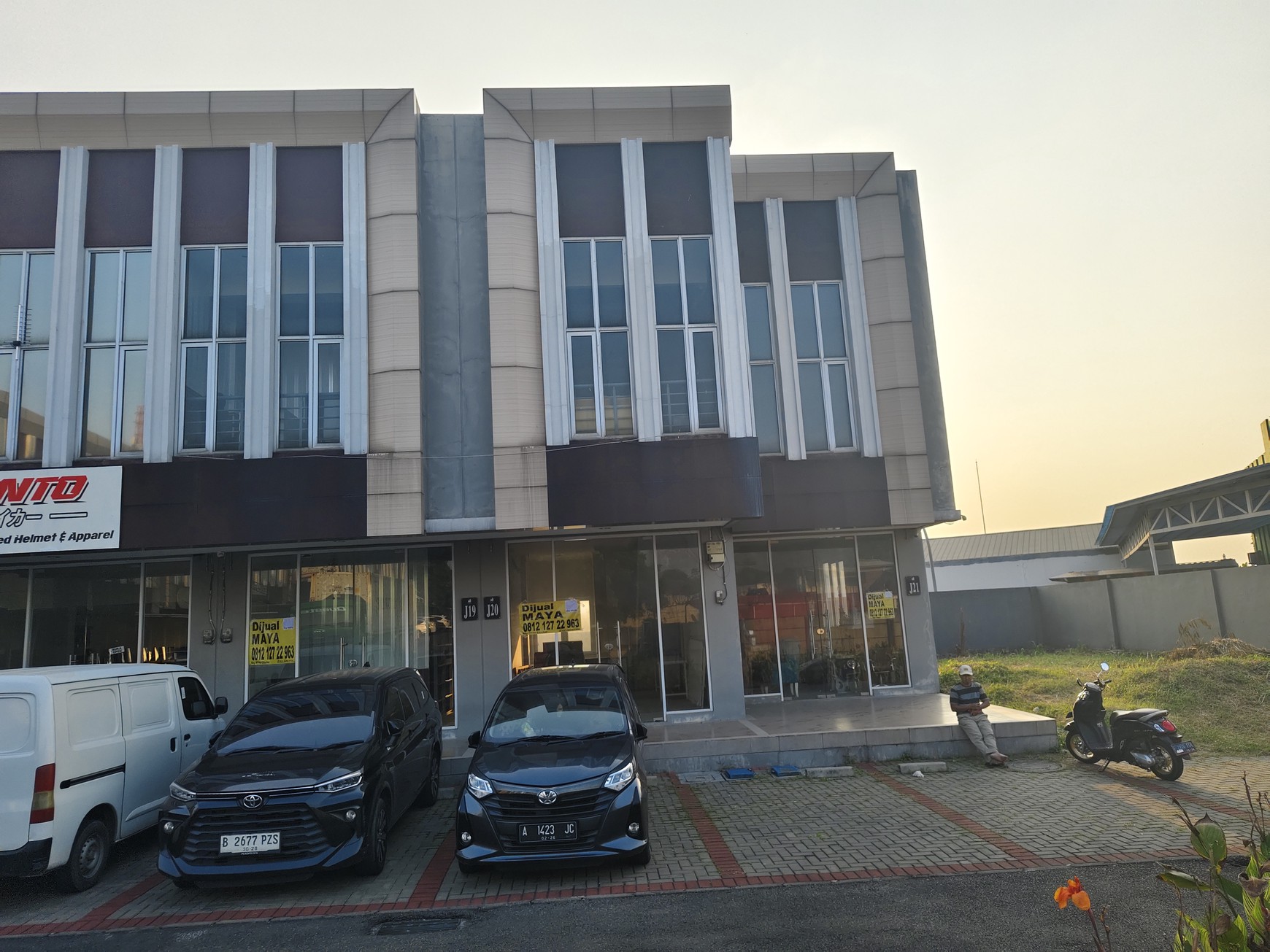 Ruko 2 Lantai di Kota Wisata