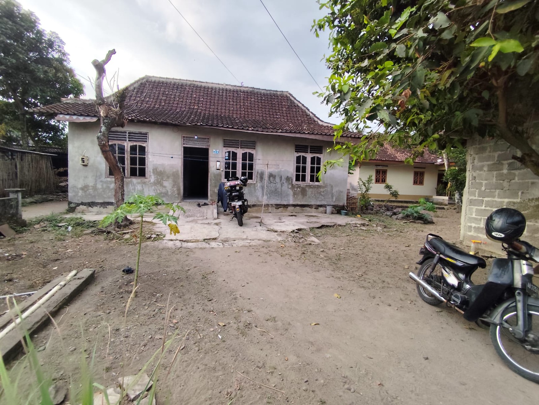 Tanah Bonus Rumah Lokasi Dekat Pasar Cebongan, Mlati, Sleman