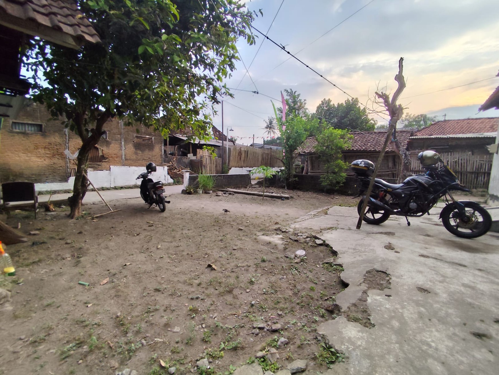 Tanah Bonus Rumah Lokasi Dekat Pasar Cebongan, Mlati, Sleman