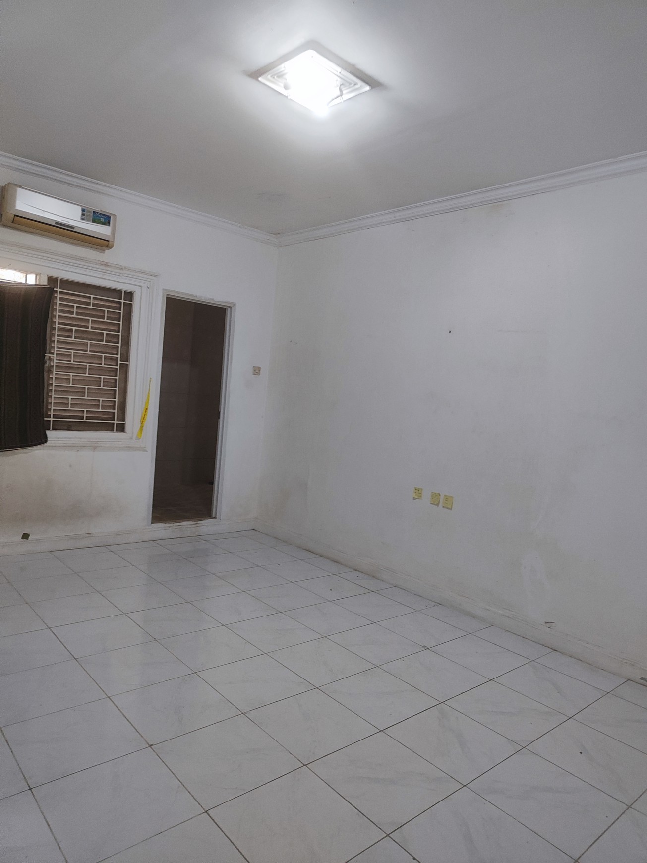 Di Jual Rumah Bersih di Ciputat SHM dengan Luas 185 m2 dan Bangunan 150 m2