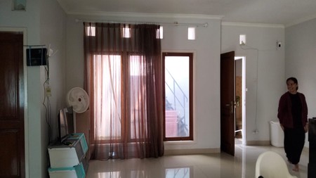 Rumah Bagus Di Taman Sari Pesona Bali Kampung Ubud Cirendeu