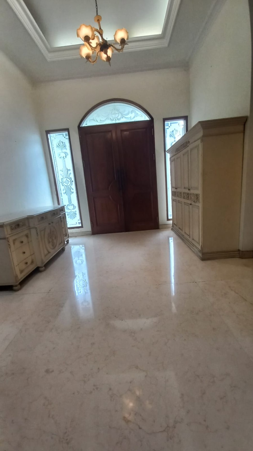 Dijual Rumah 2 Lantai Lokasi Di Bintaro Sektor 9, Tangerang Selatan