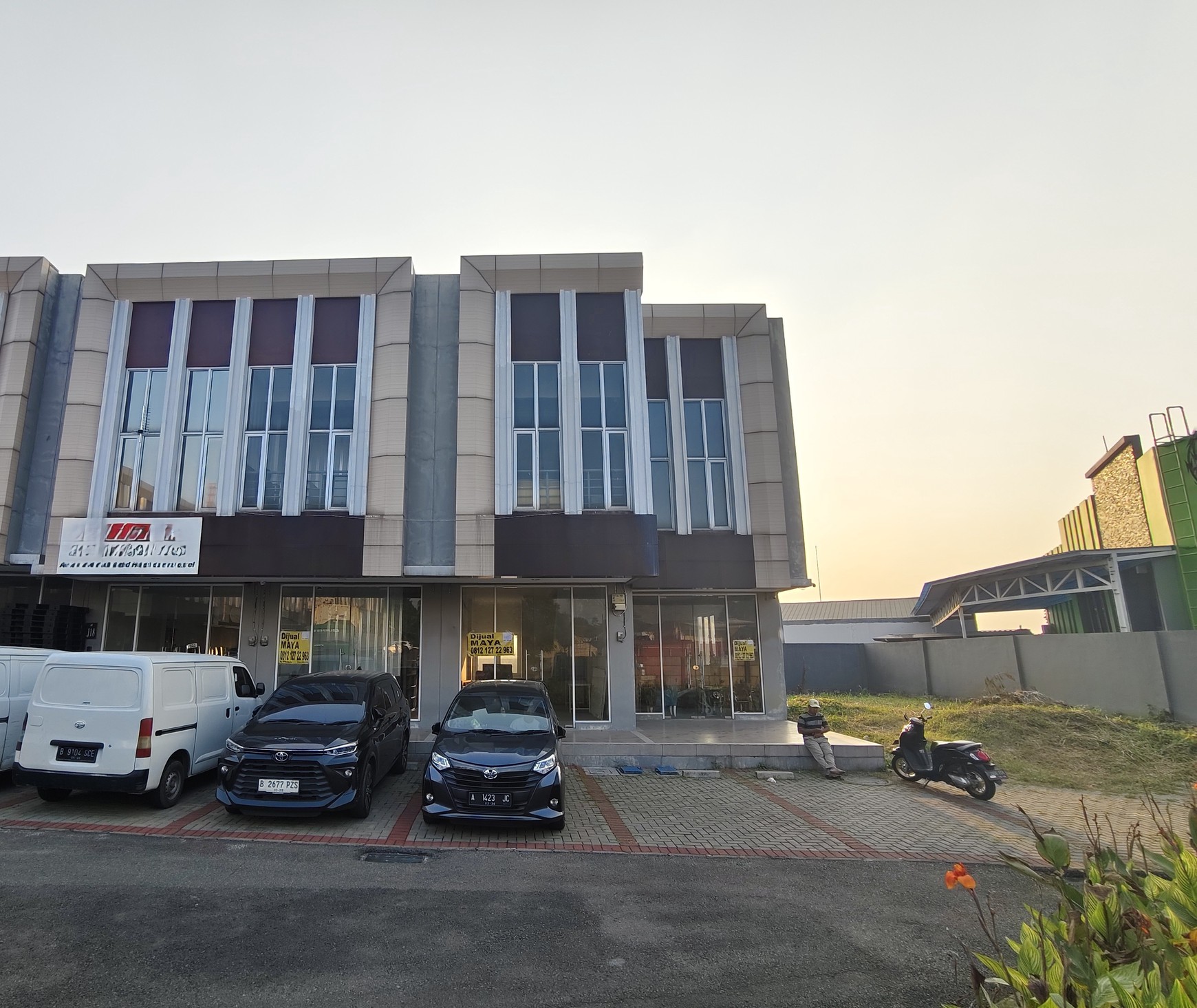 Ruko Gandeng Kota Wisata ada tanah lebih