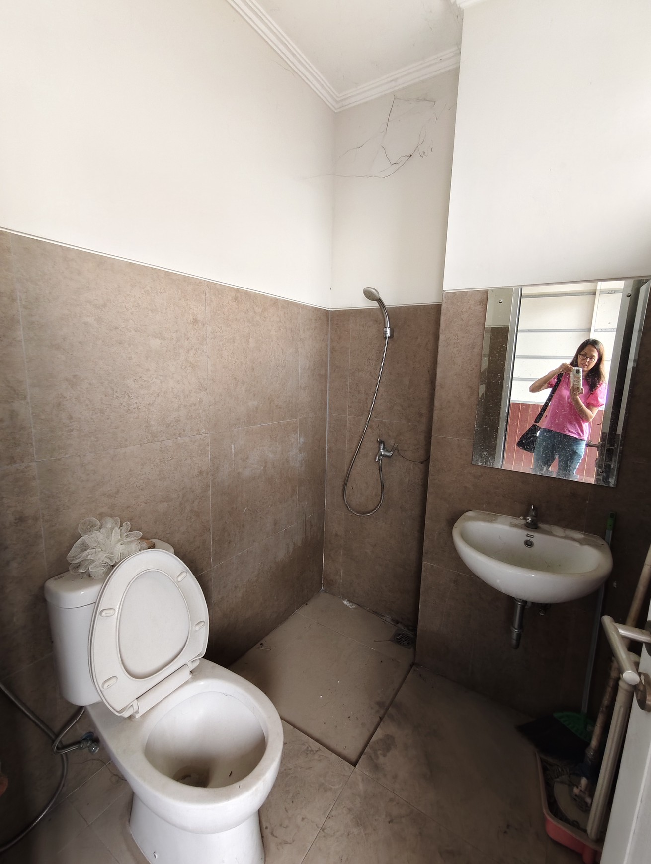 Ruko Gandeng Kota Wisata ada tanah lebih