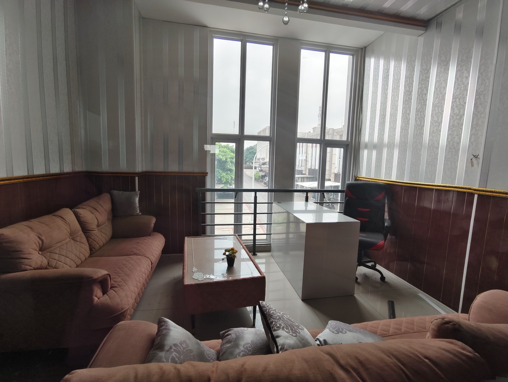 Ruko Gandeng Kota Wisata ada tanah lebih