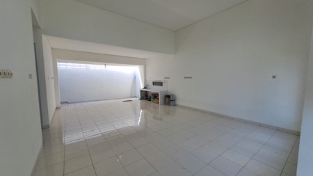 Rumah Modern Minimalis, di Citragran Cibubur dekat Kota Wisata, Sentul City 