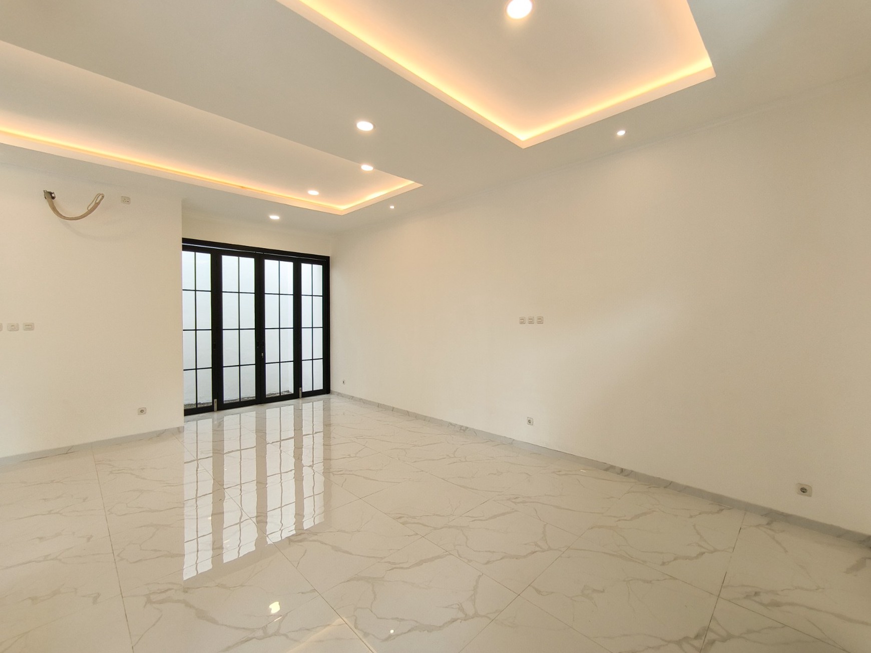 Rumah Bagus Brand New Lingkungan Asri di Cluster Kasuari, Bintaro Jaya, Sektor 9