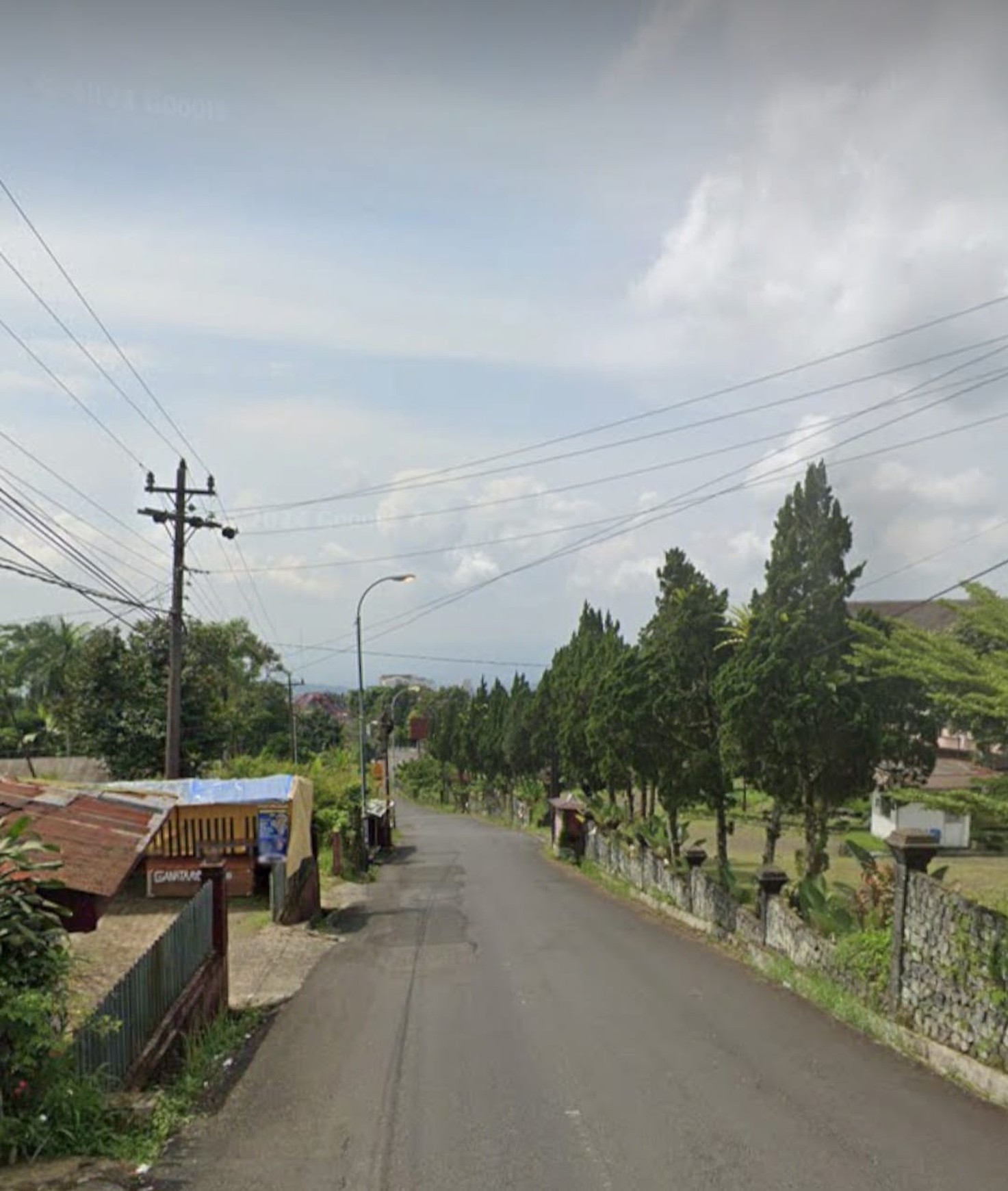 Rumah Villa Di Batu Raden, hitung tanah Lokasi Bagus View Kota