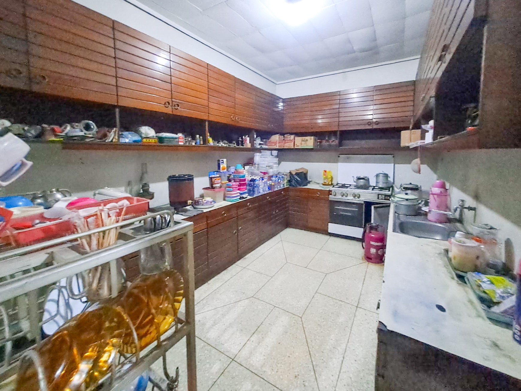 Rumah Klasik di Lawanggintung Batutulis Bogor, Dekat Suryakencana